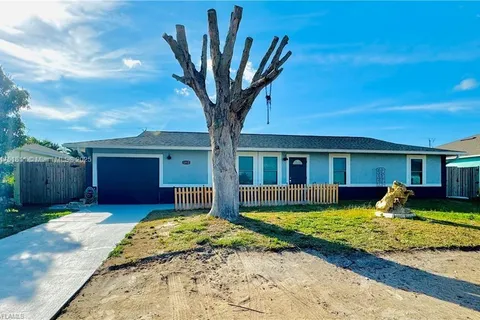 1312 NE 9th pl, Cape Coral FL 33909
