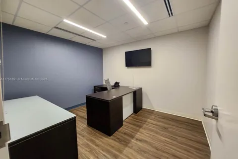 4531 Ponce De Leon Blvd # 211, Coral Gables FL 33146