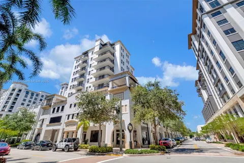 4100 Salzedo St # 511, Coral Gables FL 33146