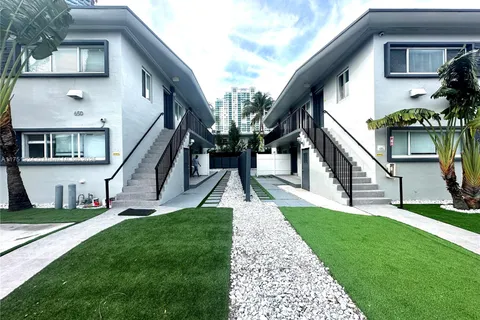 650 Lenox Ave # 1, Miami Beach FL 33139