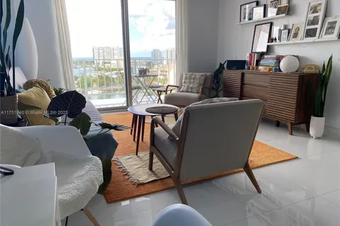 6900 Bay Dr # 10E, Miami Beach FL 33141