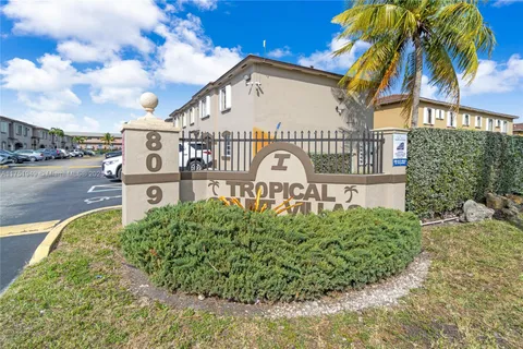 8060 W 28th Ct # 202, Hialeah FL 33018