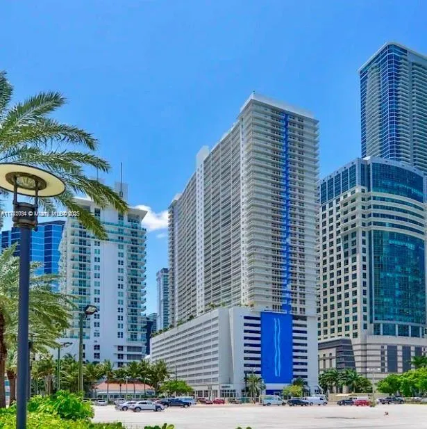 1200 Brickell Bay Dr # 2918, Miami FL 33131