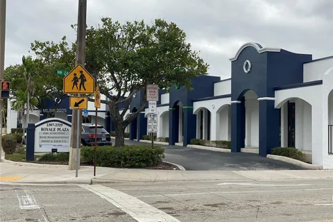 2307 N Andrews Ave, Wilton Manors FL 33311