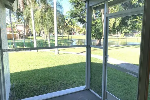 848 SW 10th St, Florida City FL 33034