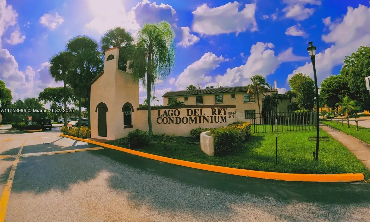 8540 SW 149 AV # 816, Kendall FL 33193