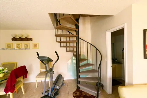 8540 SW 149 AV # 816, Kendall FL 33193