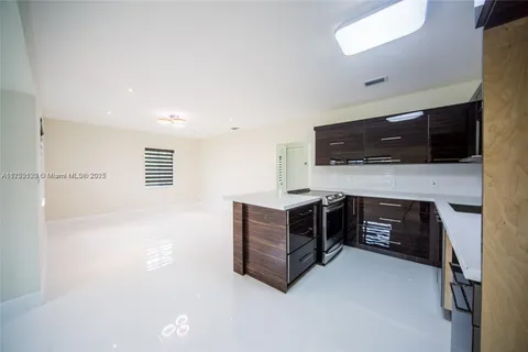 1748 NE 180th St, North Miami Beach FL 33162