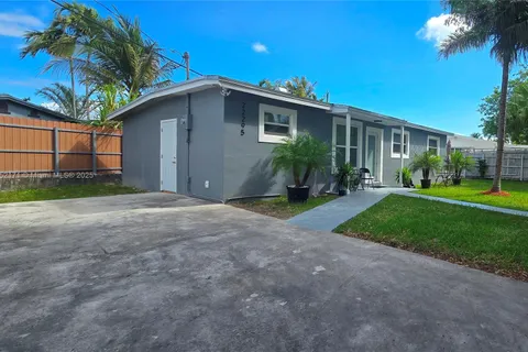 22295 SW 108th Ave # 22295, Miami FL 33170