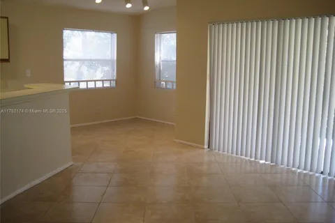 9999 Summerbreeze Dr # 1112, Sunrise FL 33322