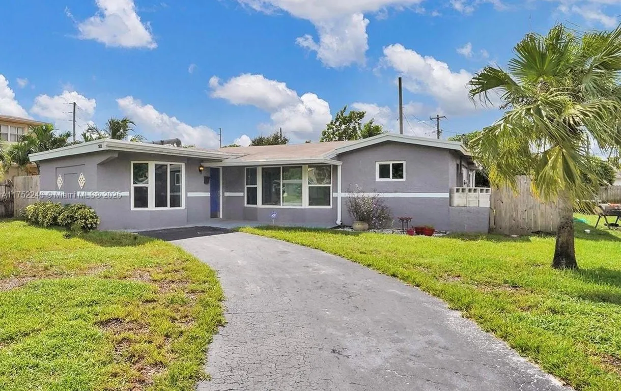 3622 NW 34th St, Lauderdale Lakes FL 33309