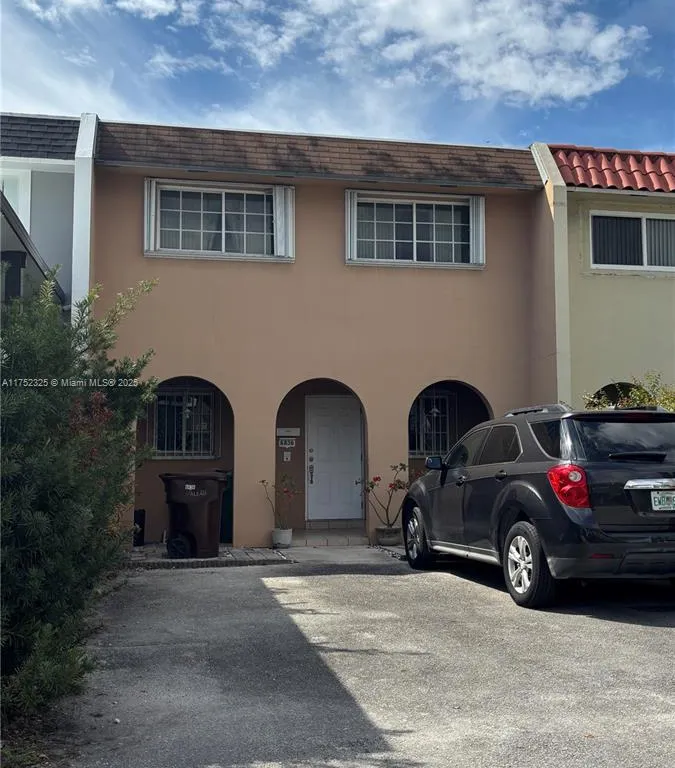 6836 W 2nd Ct # 6836, Hialeah FL 33014