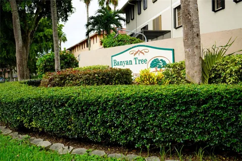 9872 Hammocks Blvd # 51, Miami FL 33196