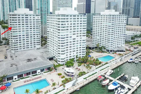 825 BRICKELL BAY DR # 3, Miami FL 33131