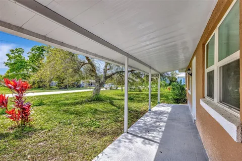 9080 86th Pl, Vero Beach FL 32967