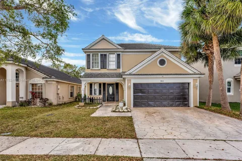 9917 N Grand Duke Cir, Tamarac FL 33321