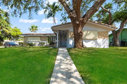 3349 W Park Rd, Hollywood FL 33021