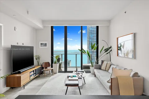 1010 E Brickell Ave # 4803, Miami FL 33131