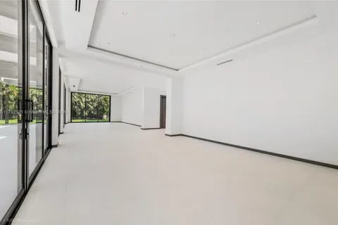 8000 SW 62 Ct, Miami FL 33143