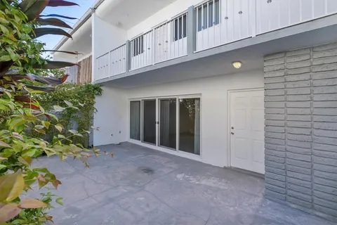 7342 Gary Ave, Miami Beach FL 33141