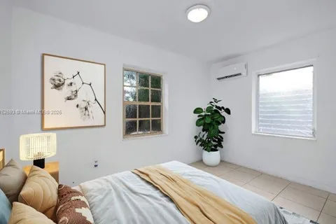13845 NW 6th Ave # A, North Miami FL 33168