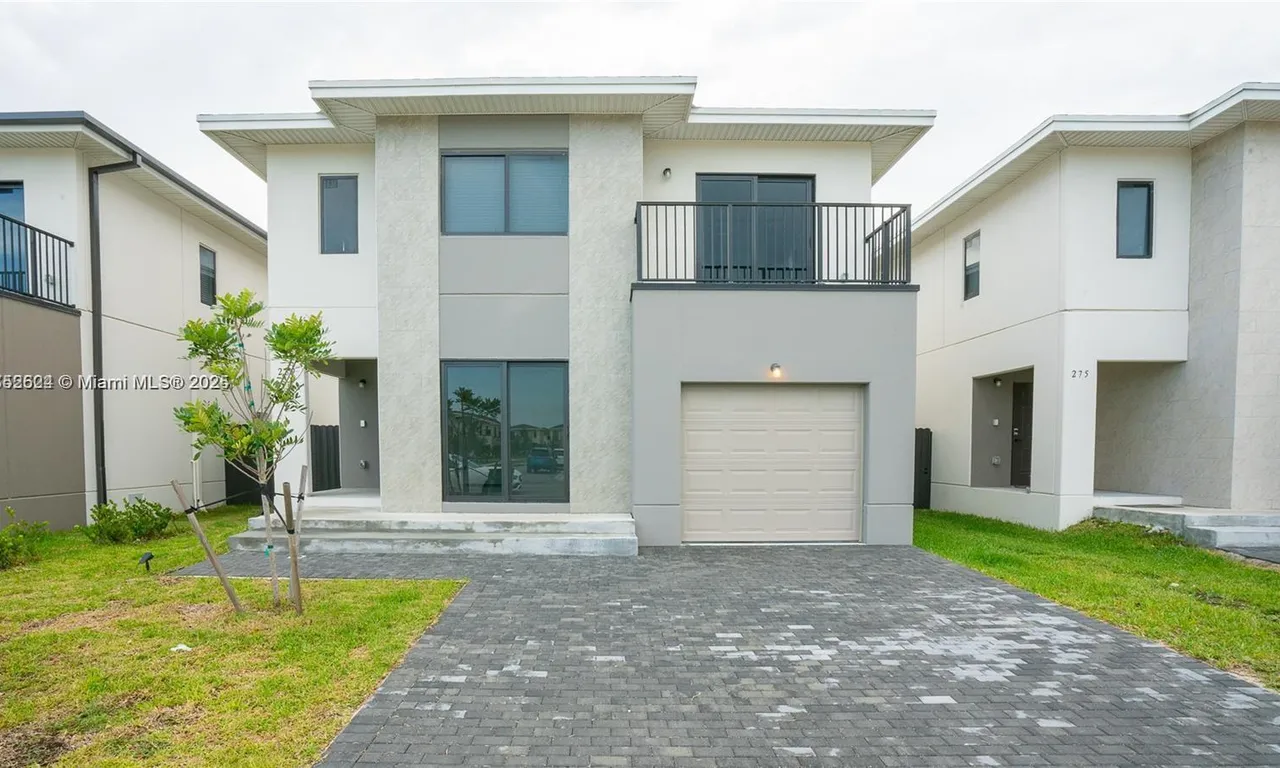 269 NW 13th Pl, Florida City FL 33034