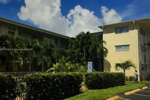 1100 NE 1st Ct # 210, Hallandale Beach FL 33009