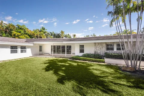 335 Harbor Dr, Key Biscayne FL 33149