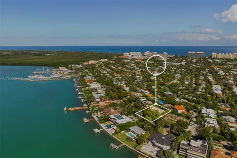 335 Harbor Dr, Key Biscayne FL 33149