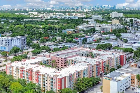 6001 SW 70th St # 139, South Miami FL 33143