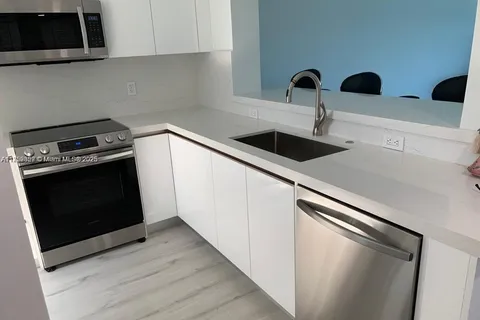 16051 Blatt Blvd # 412, Weston FL 33326