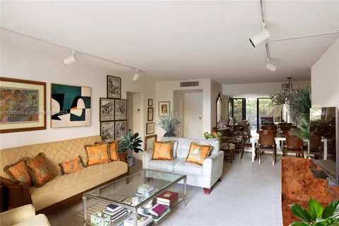 1121 Crandon Blvd # E203, Key Biscayne FL 33149