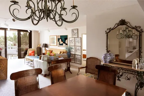 1121 Crandon Blvd # E203, Key Biscayne FL 33149