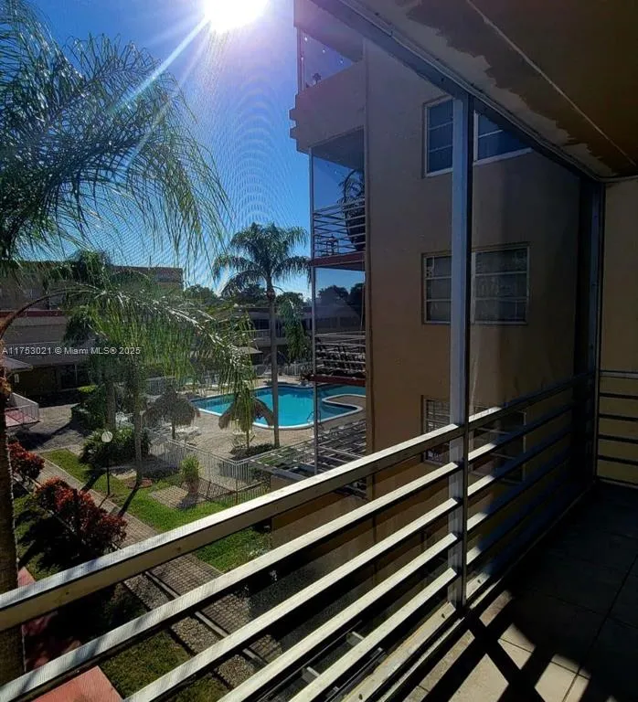 406 NW 68th Ave # 304, Plantation FL 33317