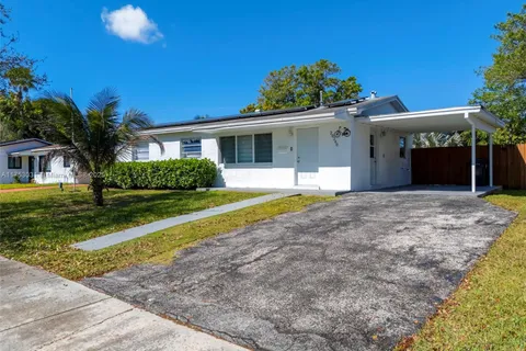 20240 SW 104th Ct, Cutler Bay FL 33189