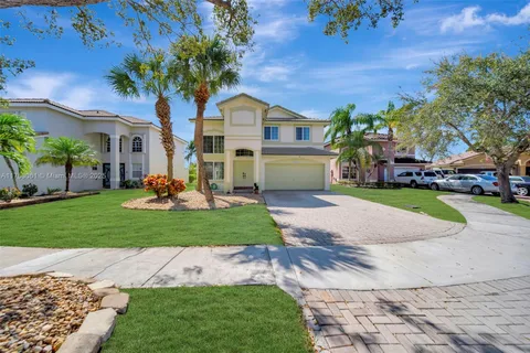 20358 SW 3rd St, Pembroke Pines FL 33029