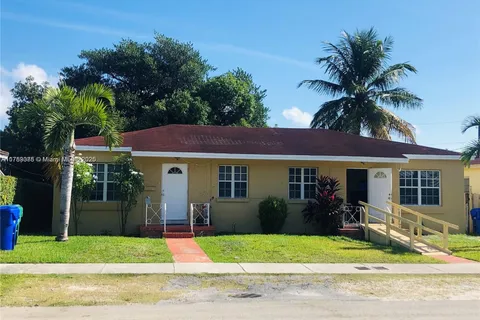 2769 SW 34th Ct, Miami FL 33133