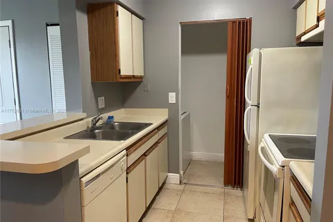 1247 SW 46th Ave # 1312, Pompano Beach FL 33069