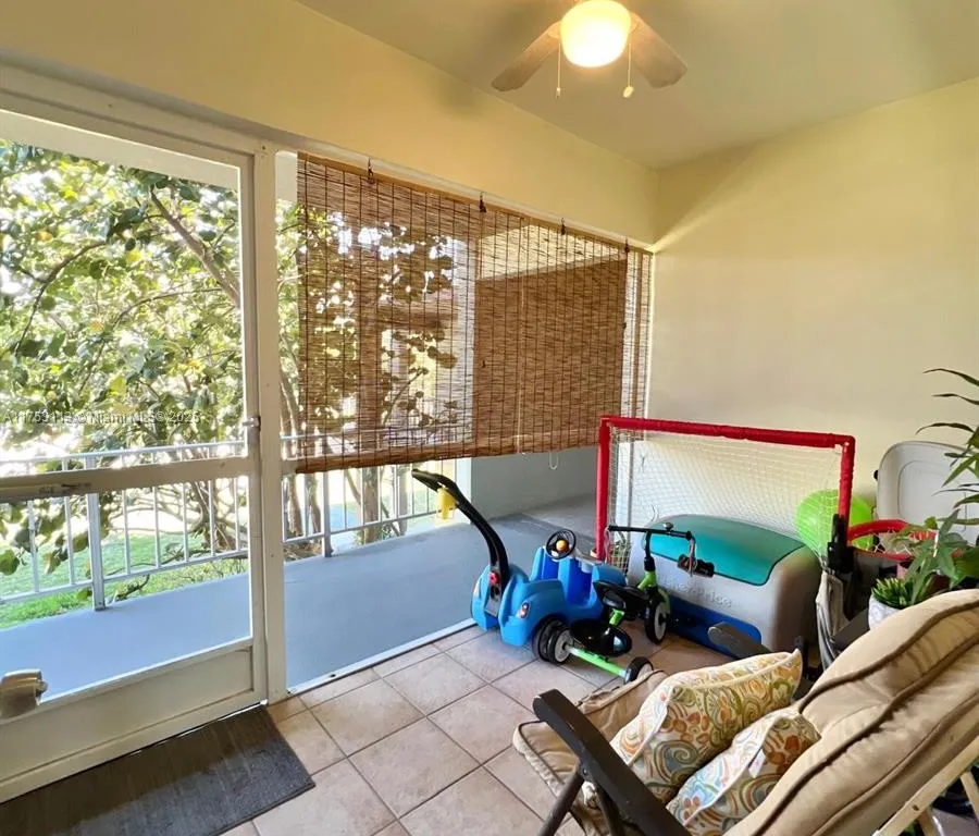 270 Layne Blvd # 208, Hallandale Beach FL 33009