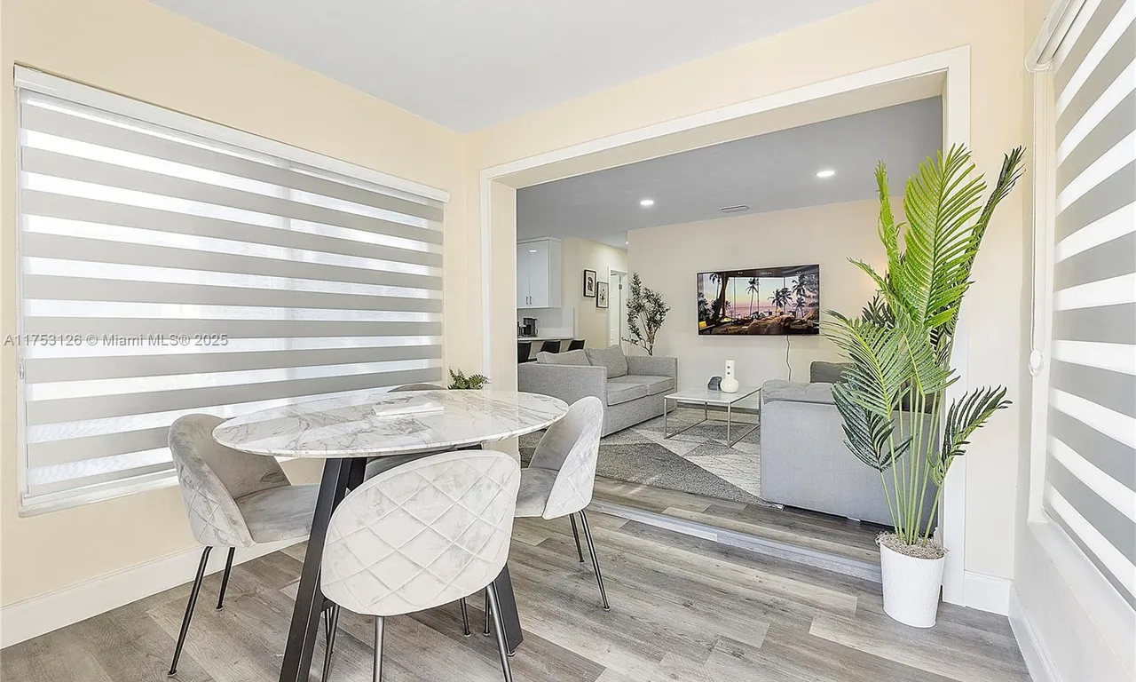 631 NE 57th St # 1, Oakland Park FL 33334