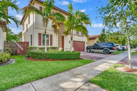 726 SE 37th Pl, Homestead FL 33033