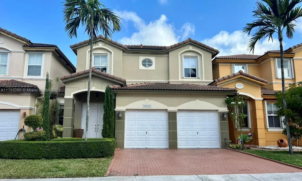 11213 NW 74th Ter, Doral FL 33178