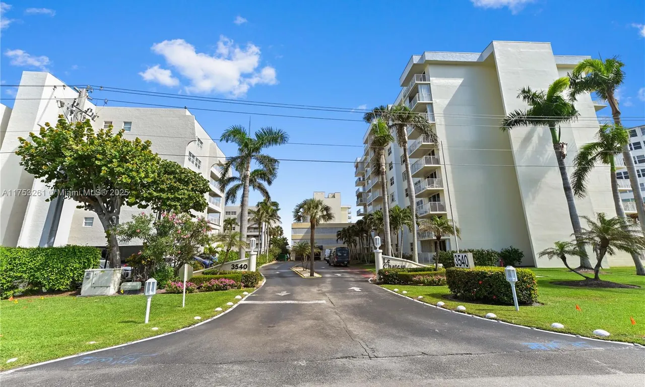 3540 S Ocean Blvd # 212, South Palm Beach FL 33480