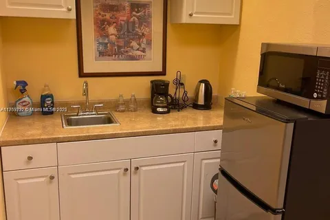 2331 N State Road 7 # 121, Lauderhill FL 33313