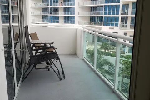 3001 S Ocean Dr # 527, Hollywood FL 33019