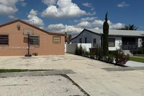 397 W 57th St # 3, Hialeah FL 33012