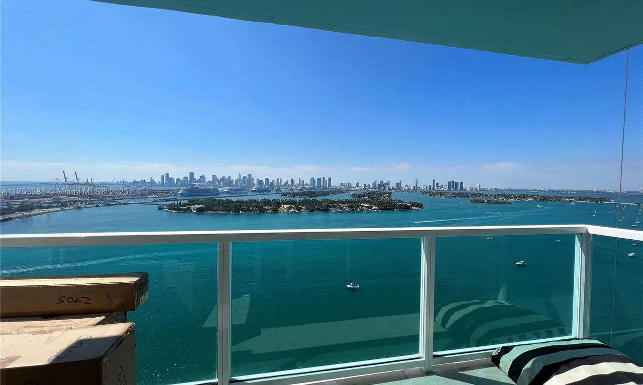 650 West Ave # 2705, Miami Beach FL 33139