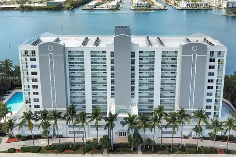 17050 N Bay Rd # 504, Sunny Isles Beach FL 33160