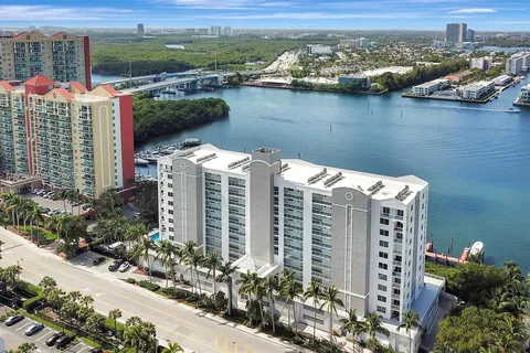 17050 N Bay Rd # 504, Sunny Isles Beach FL 33160