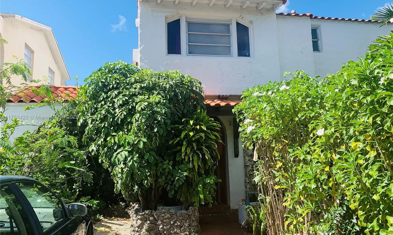 512 SW 21st Ave, Miami FL 33135